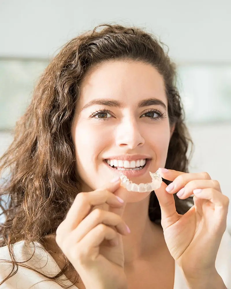adult-invisalign-surrey-orthodontist-gtc-ortho adult-invisalign-surrey-orthodontist-gtc-ortho